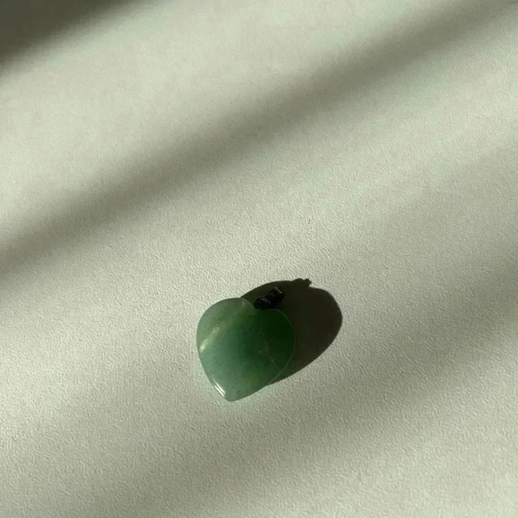 Green aventurine gemstone pendant - Picture 2 of 4